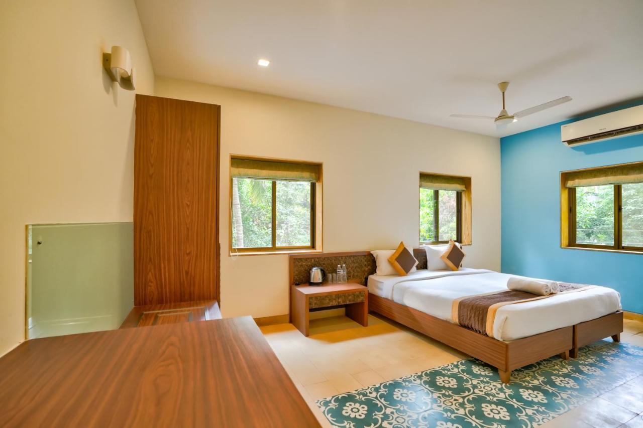Coco Goa Resort & Apartments Exterior photo